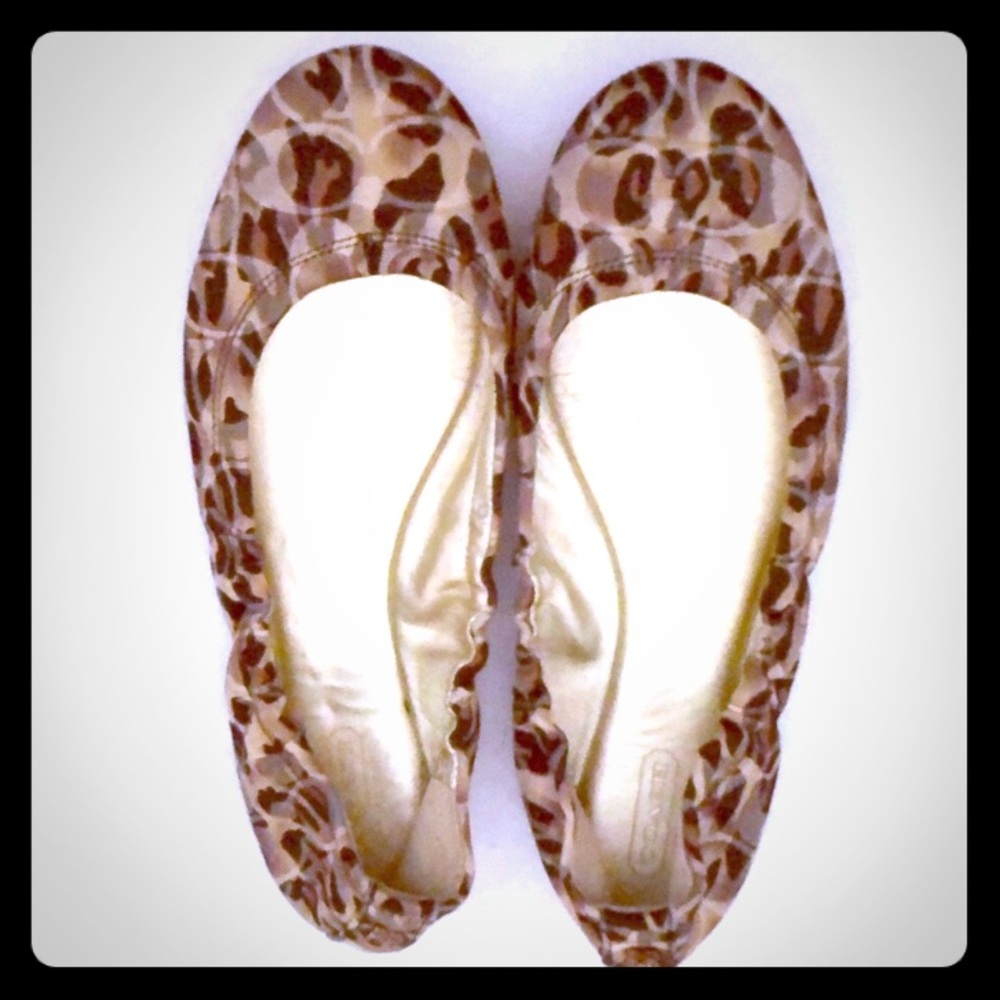 Coach Flats